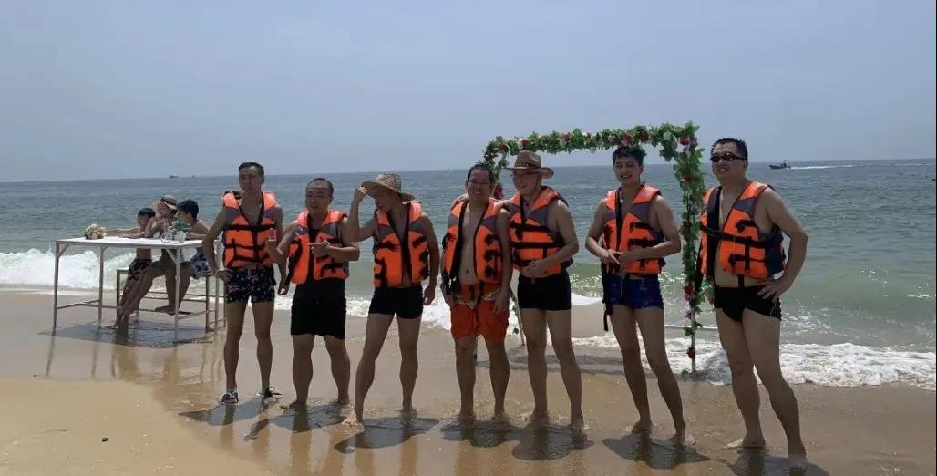 激情盛夏，和私有云的小伙伴們一起乘風破浪！——HiShop海商